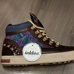 Inkas brand mid height leather camping boot